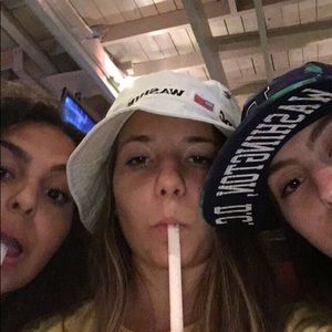 Meet your Posher, Genevieve